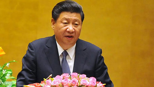 Xi Jinping habla en el Parlamento vietnamita tras reunirse con su presidente